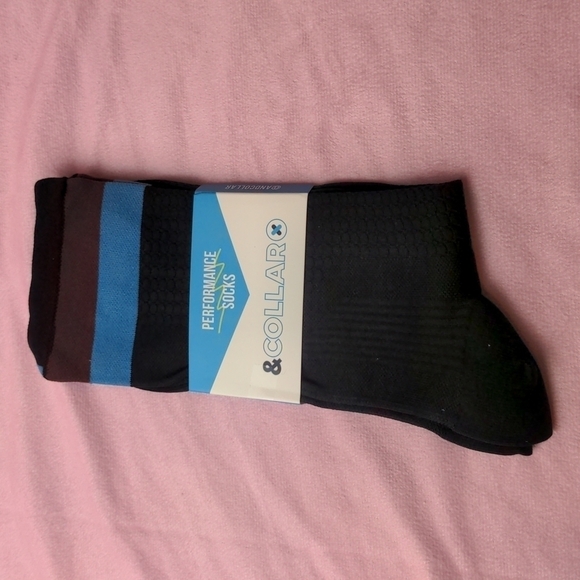 &Collar Wrinkle Free Stain Resistant Black Performance Socks - Picture 1 of 5